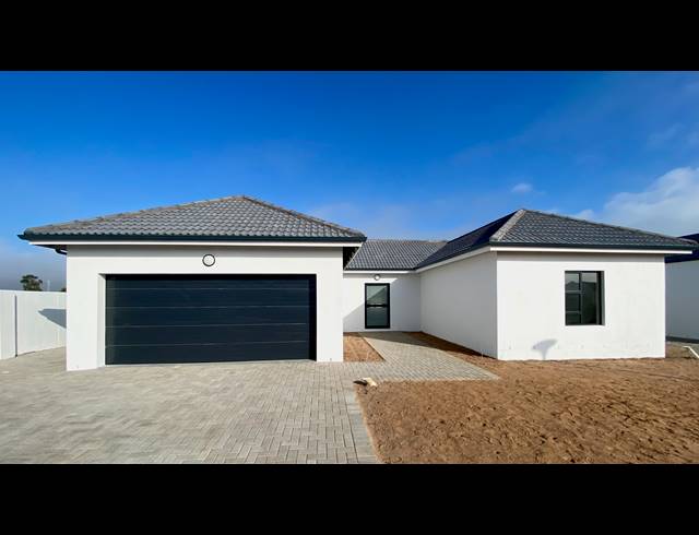 3 BEDROOM HOUSE FOR SALE IN ATLANTIC SANDS PRIVATE ESTATE